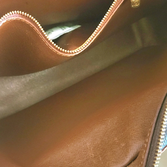 Authentic LV Nile - Picture 2 of 10